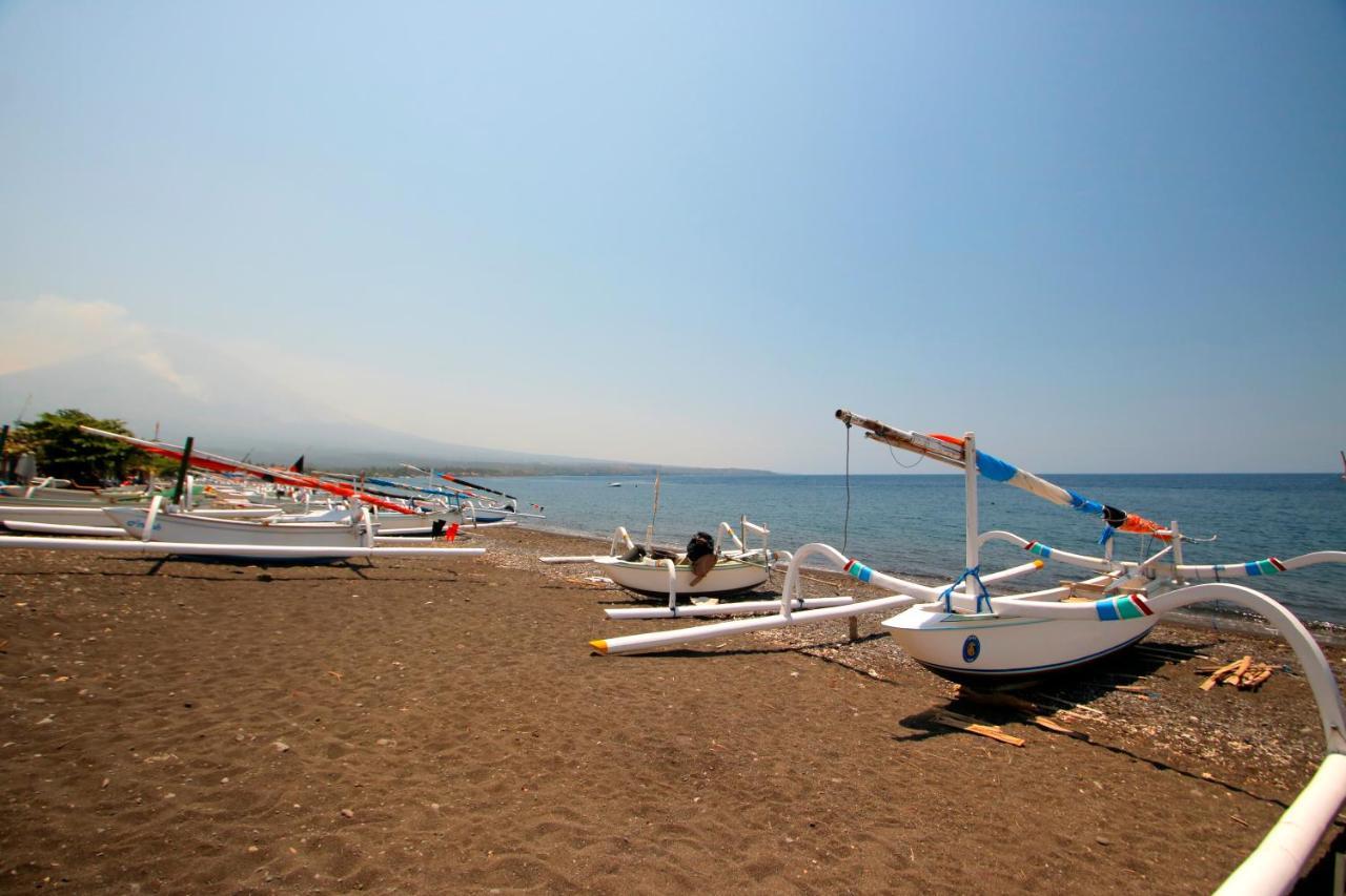 Valomia Beachfront Amed Eksteriør billede